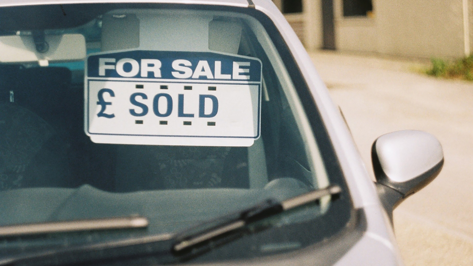 What is the best time to buy a used car